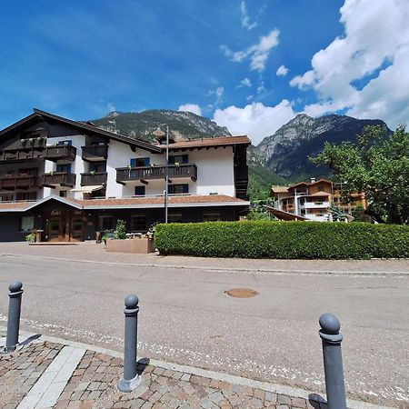 Hotel Nele Ziano di Fiemme Dış mekan fotoğraf