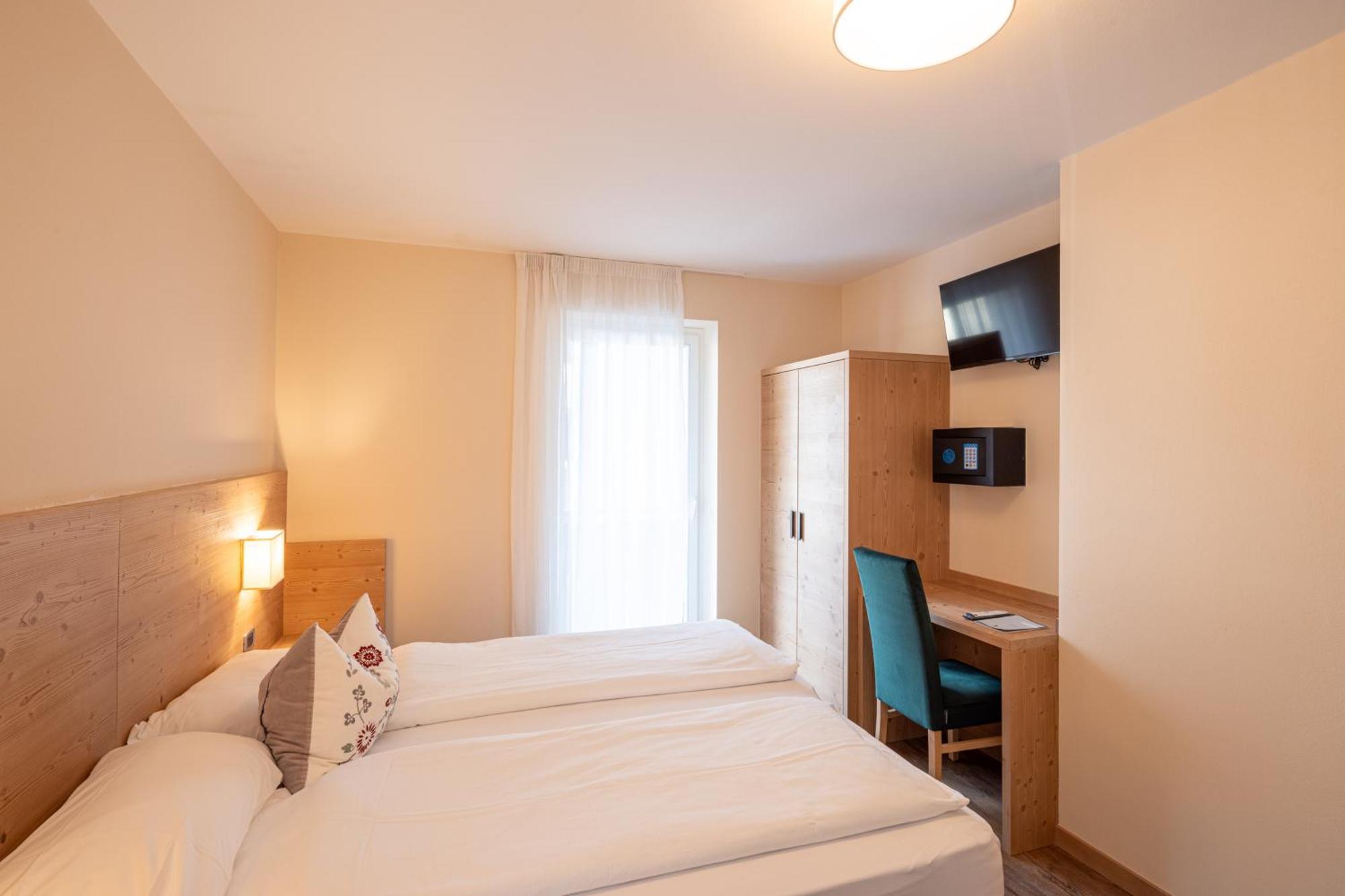 Hotel Nele Ziano di Fiemme Oda fotoğraf